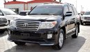 Toyota Land Cruiser VXR+ V8 5.7