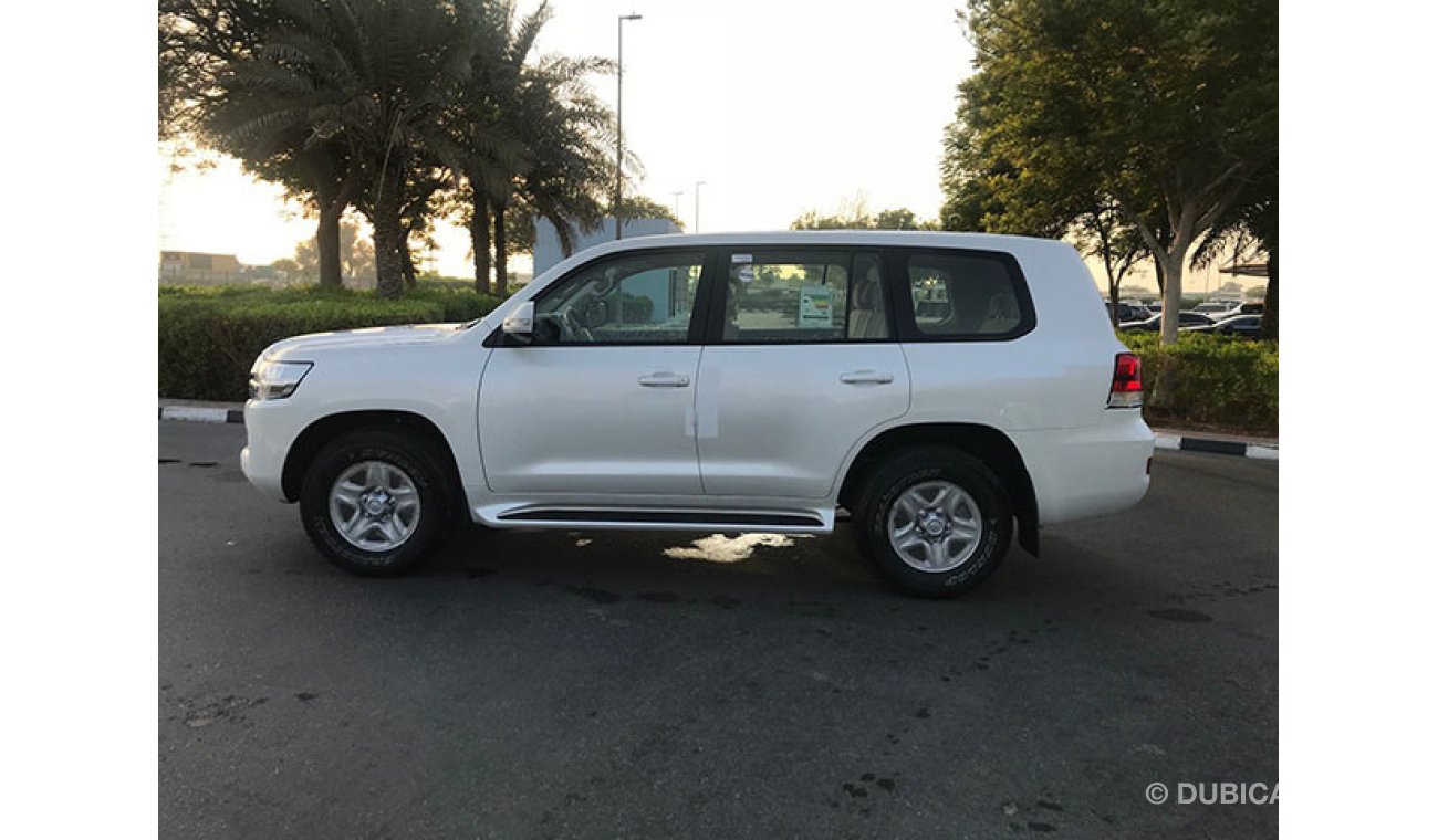 Toyota Land Cruiser 4.5L DIESEL GXR 18