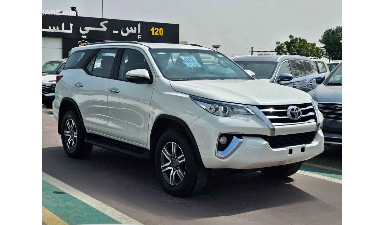 Toyota Fortuner // EXR // V4 // LEATHER SEATS // NON ACCIDENT (LOT # 99205)