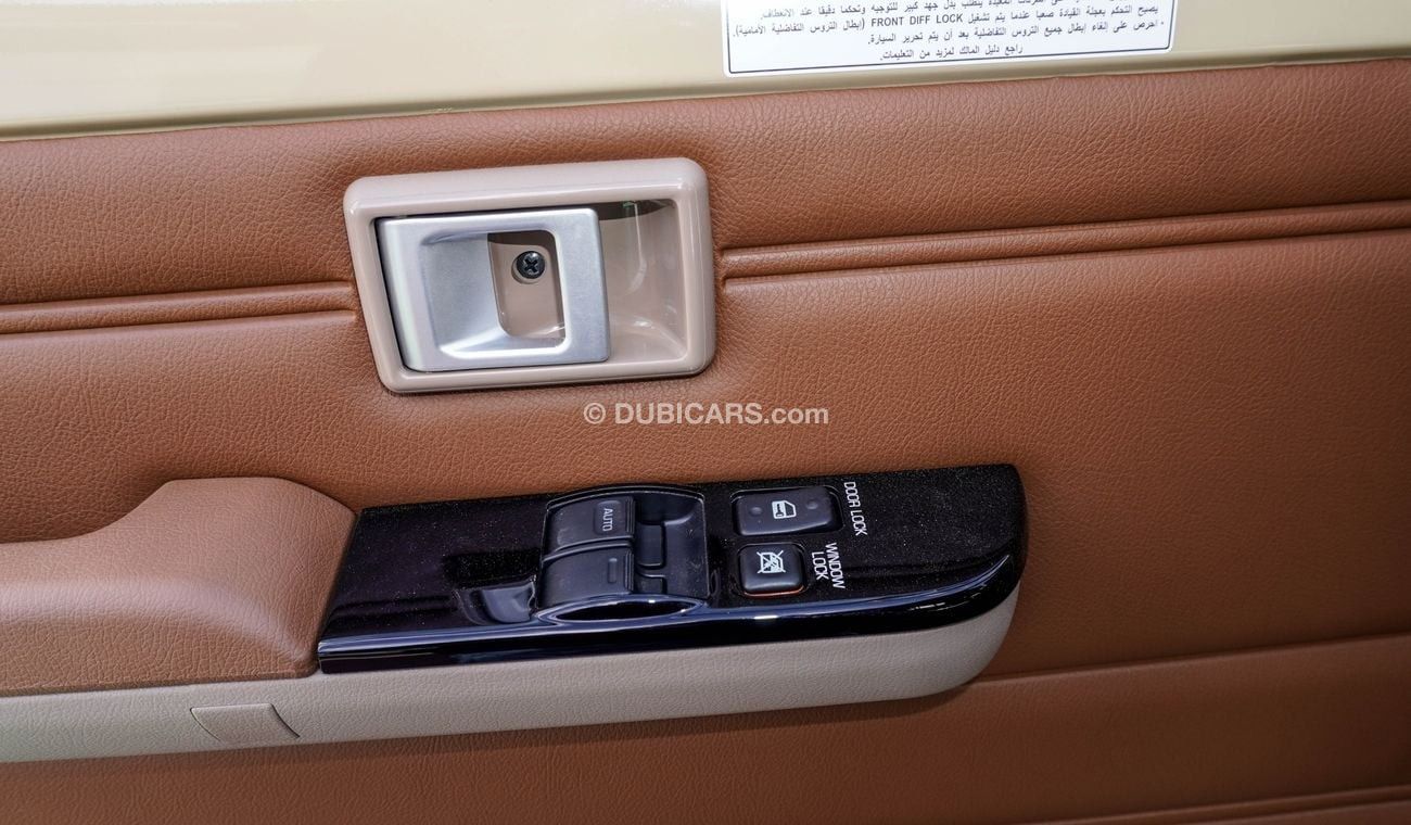 Toyota Land Cruiser Pick Up LX V6 4.0 L