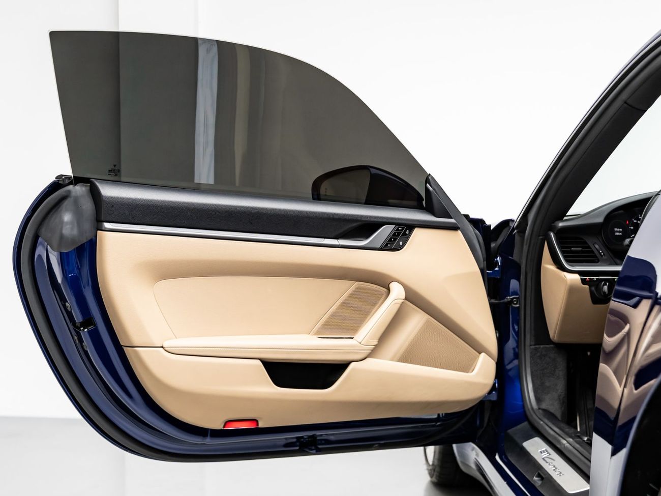 Porsche 911 Carrera 3.0L (444 HP) Coupe 2021 Porsche 911 Carrera, 2026 Porsche Warranty, Full Service History, L