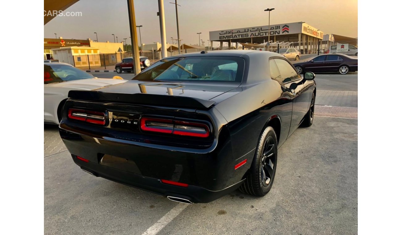 دودج تشالينجر Dodge Challenger SXT V6 3.6L / Model: 2020