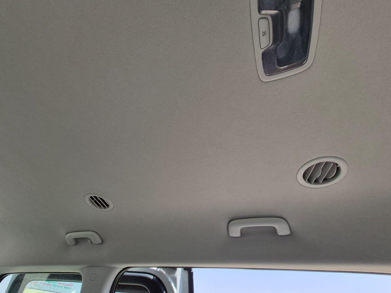 Hyundai Staria 2.2 Turbo Diesel , Luxury , fully loaded without sunroof