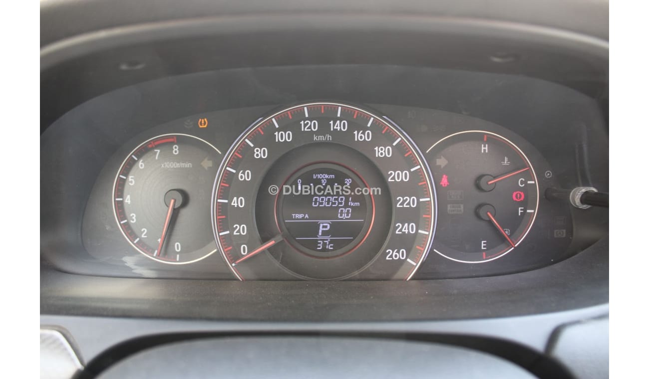 Honda Accord Coupe HONDA ACCORD COUPE - 2017 - GCC - V4 - PERFECT CONDITION INSIDE OUT