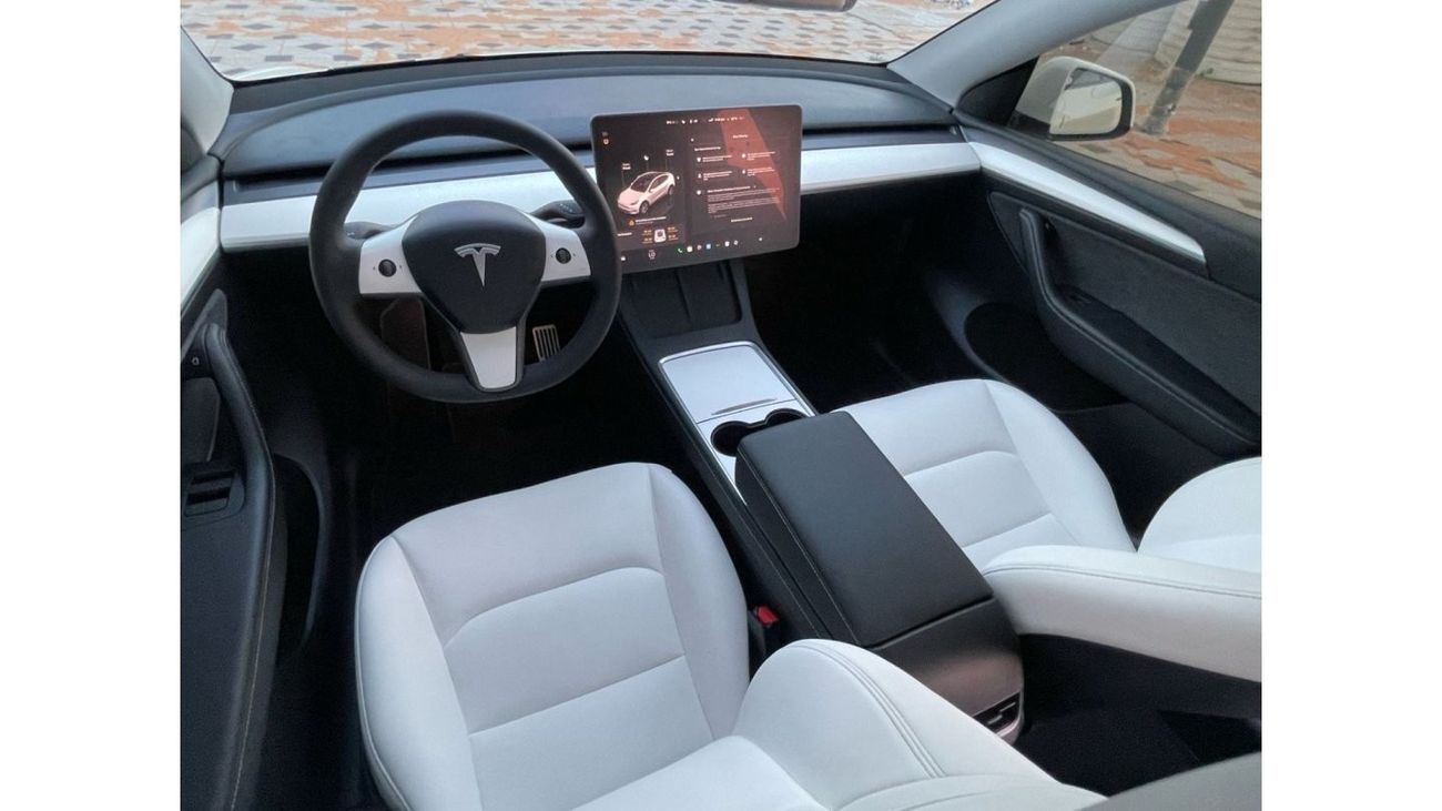 Tesla Model Y TESLA MODEL Y LONG RANGE DUAL MOTOR MODEL : 2023 MILEAGE : 24,000 km PRICE : 172,000 DIRHAMS Gulf sp