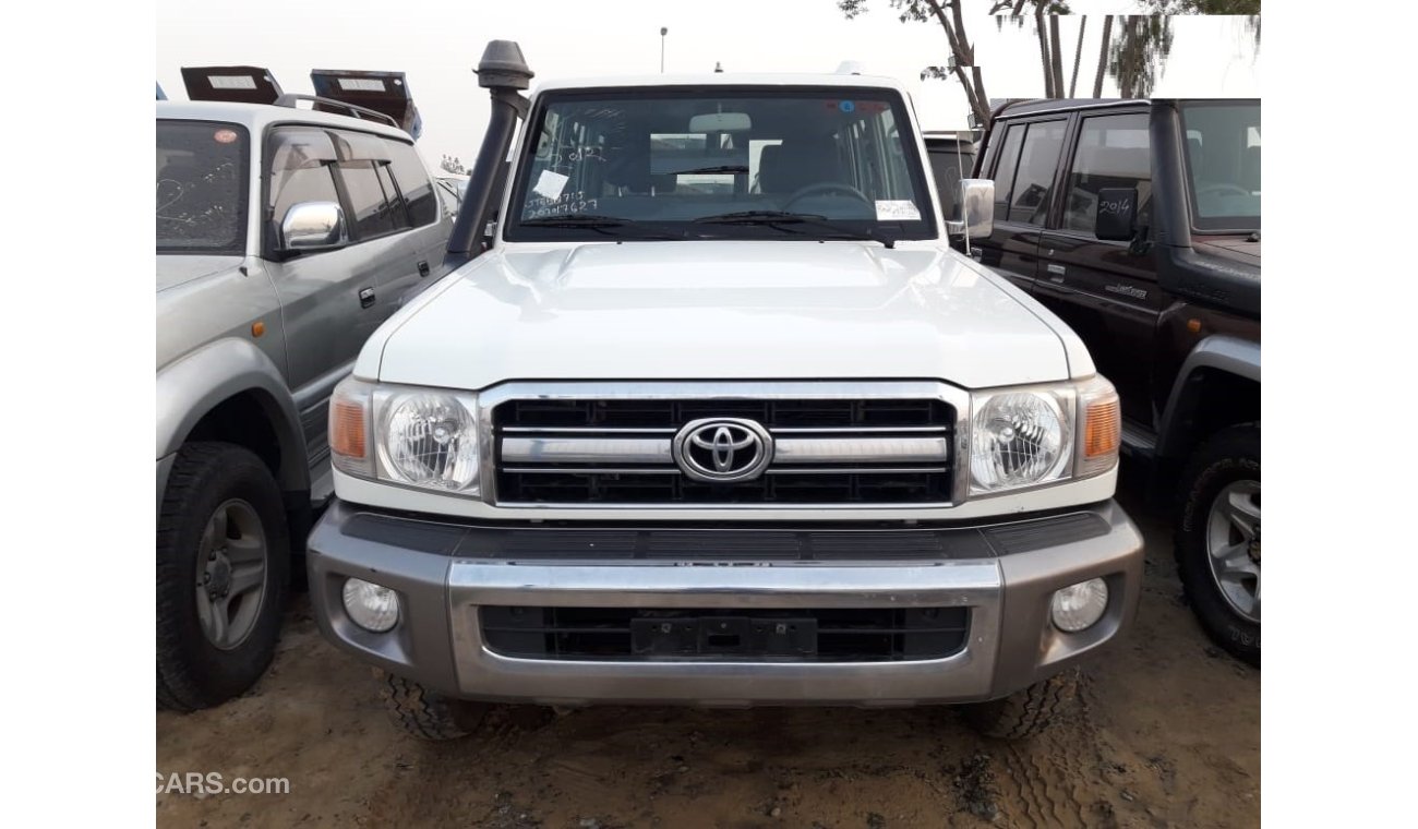 Toyota Land Cruiser SUV