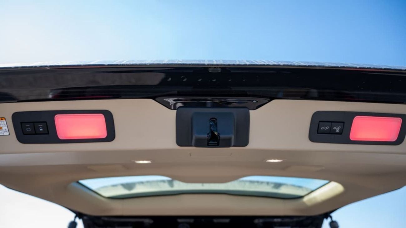 تويوتا لاند كروزر VX-V 4.0L | Petrol | V6 | Automatic | 7 Seater | 4 Door