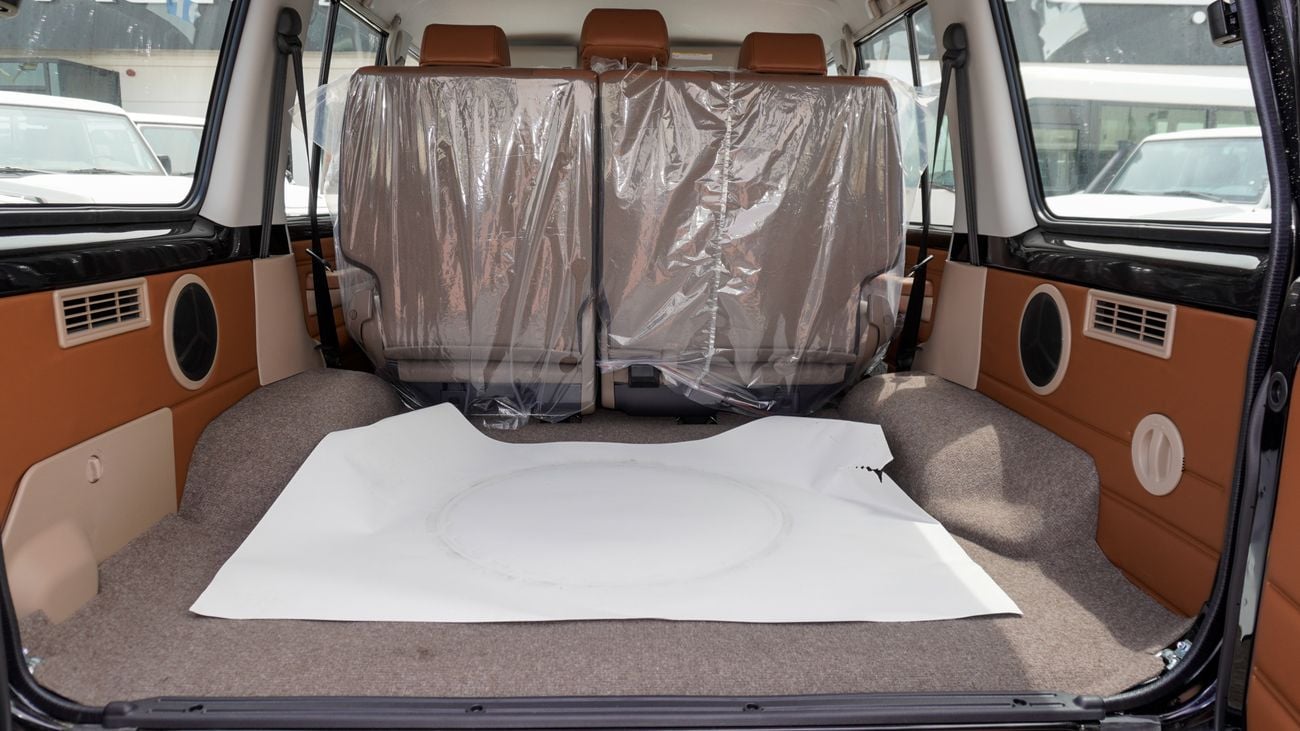 Toyota Land Cruiser 70 LX 4.0 L V6