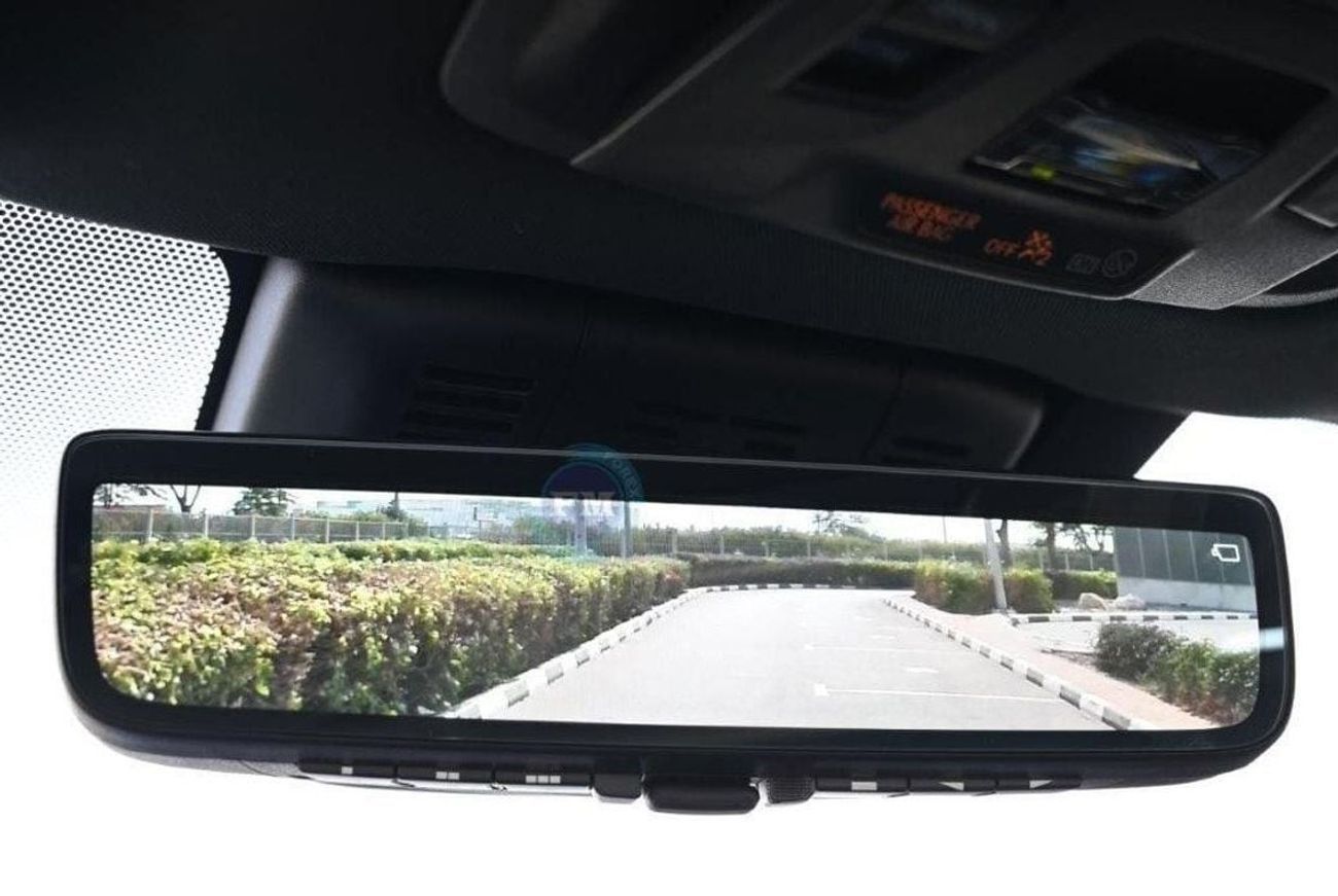 Toyota Crown Signia Limited Hybrid 2.5L AWD Automatic