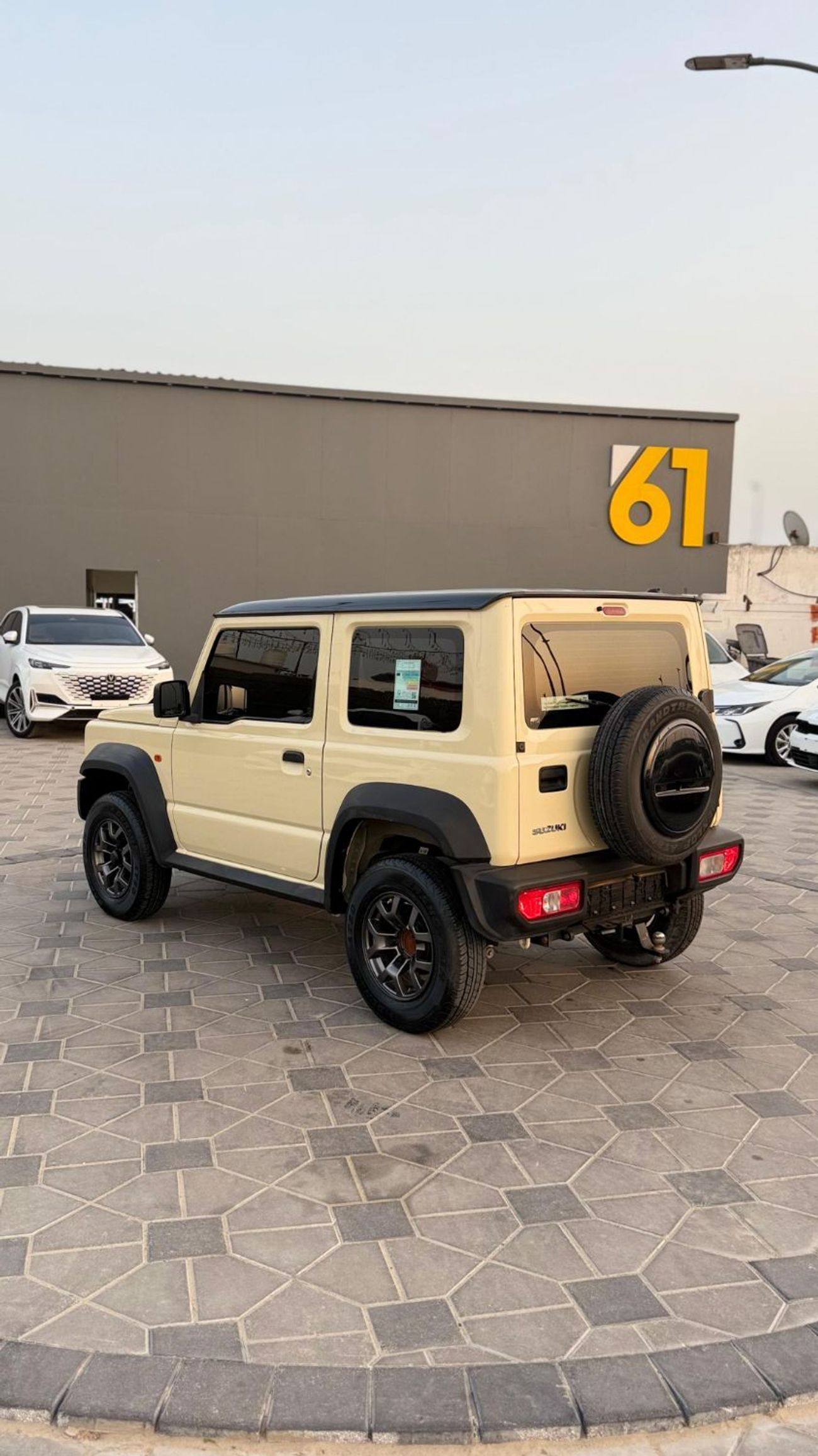 سوزوكي جيمني 1.5L GL (M/T)