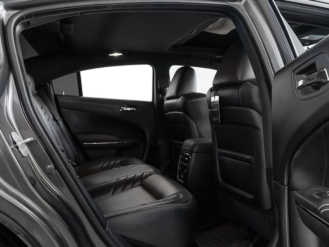 Dodge Charger SRT Hellcat 6.2L (707 HP)