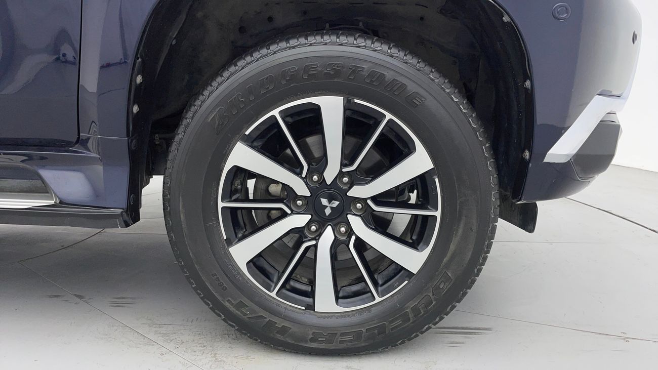 Mitsubishi Montero GLS PREMIUM 3 | Zero Down Payment | Free Home Test Drive