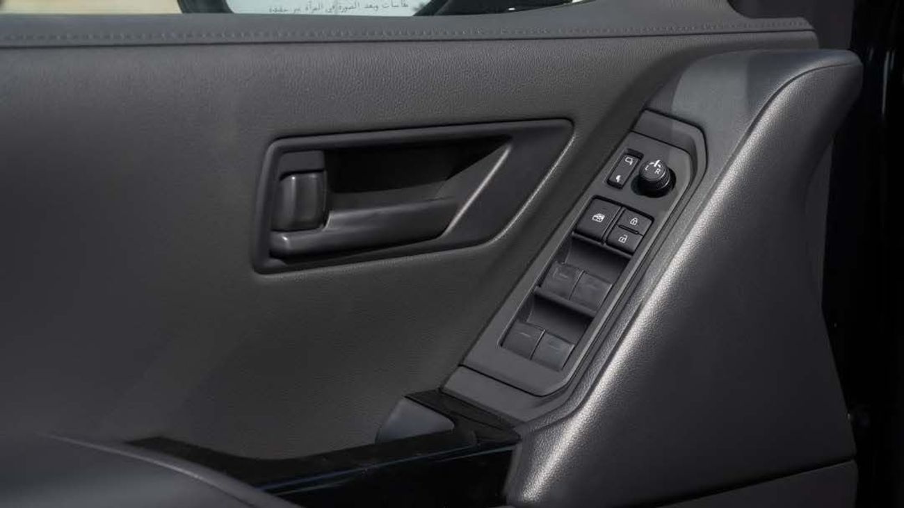 تويوتا لاند كروزر GXR 3.5L Land Cruiser 3.5 GXR 2025