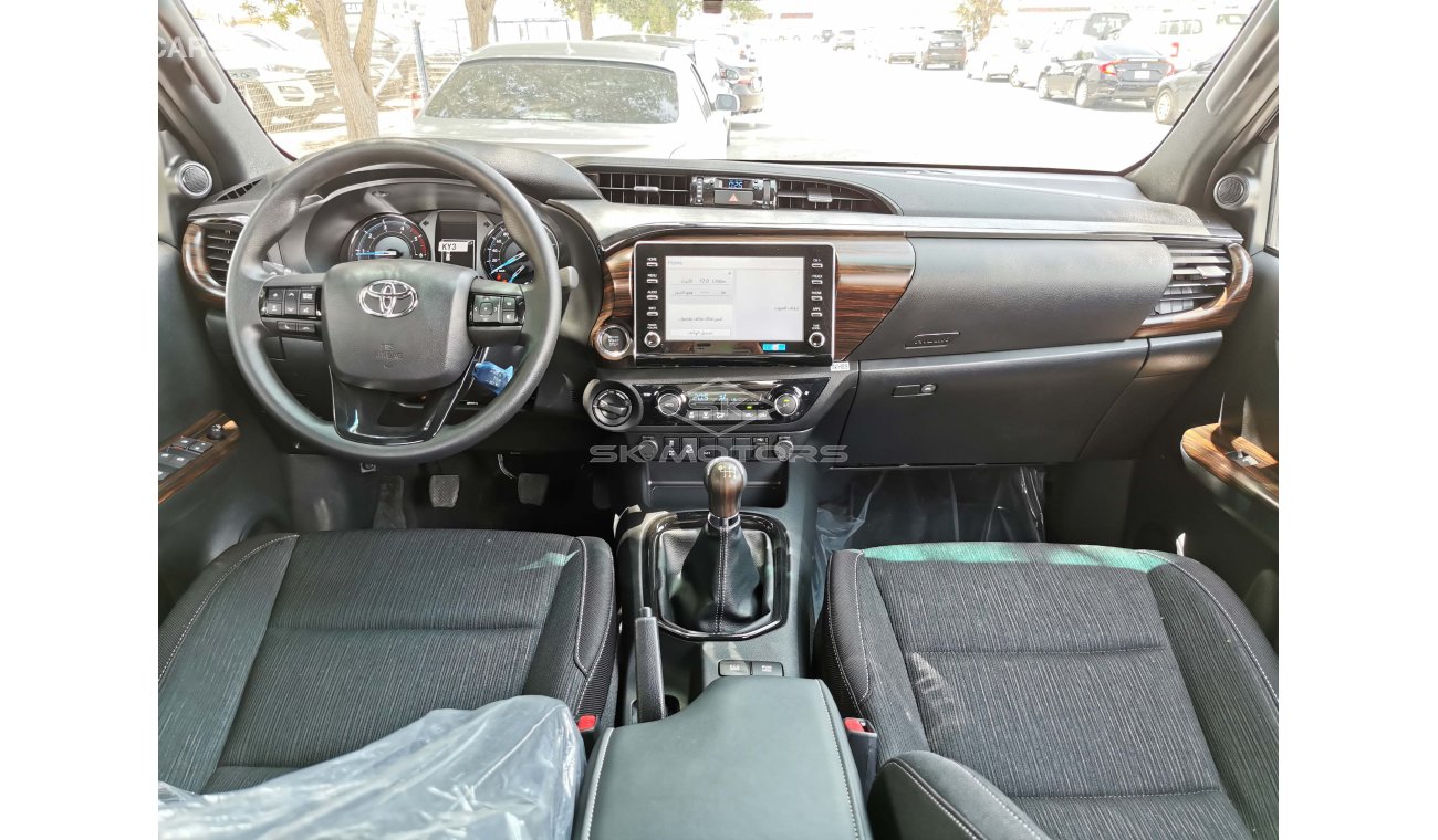 Toyota Hilux 2.8L Diesel, M/T, DVD Camera, Rear A/C, Parking Sensors (CODE # THAD09)