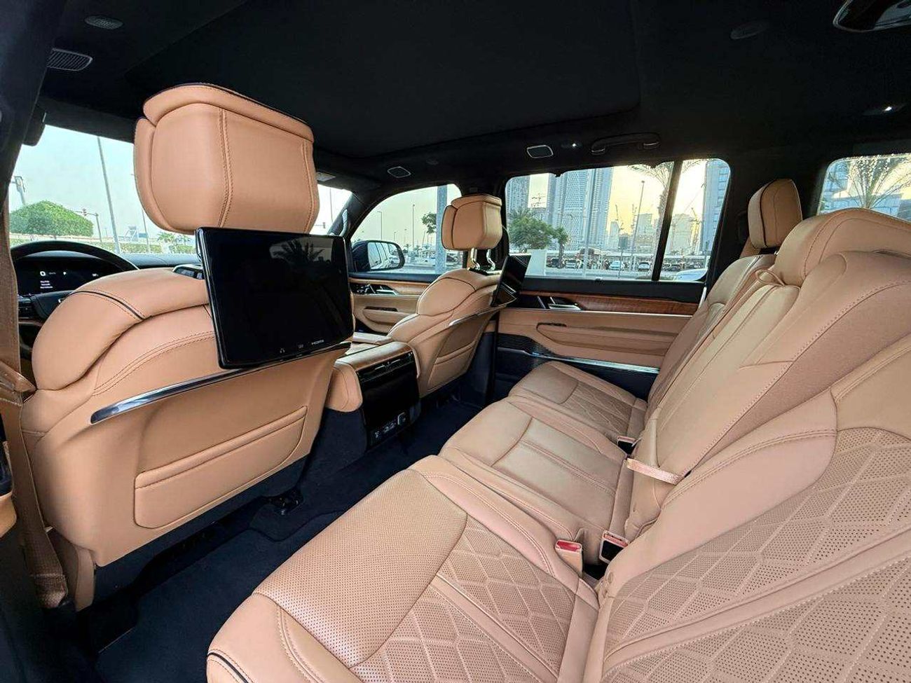 Jeep Grand Wagoneer Series III 3.0T GCC SPEC FULLY LOADED UNDER WARRANYTY