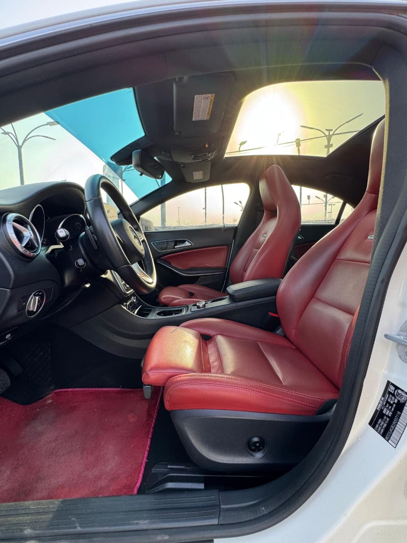 Mercedes Benz CLA250 STD