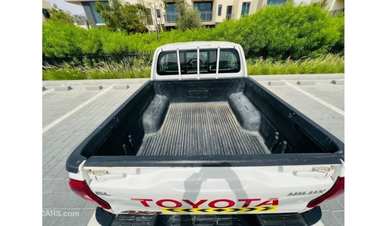 Toyota Hilux GL GL GL GL GL GL GL || Manual || Original Paint || FSH || Agency Maintained || 4x4 || GCC