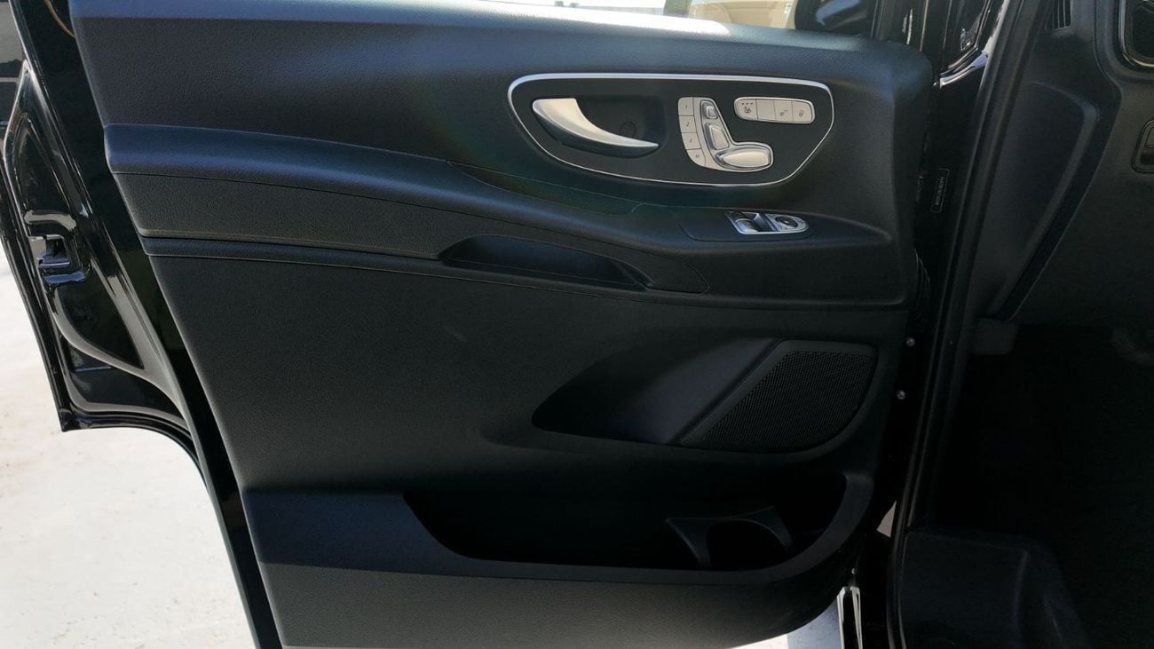 مرسيدس بنز فيتو Mercedes Vito Business Edition 2.0L Petrol