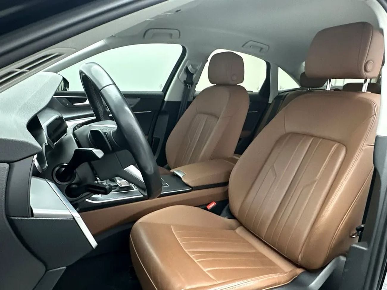 أودي A6 40 TFSI 2.0L Sedan Advanced 40 TFSI 190hp Business (Ref# 003795) EXCLUSIVE RAMADAN OFFER