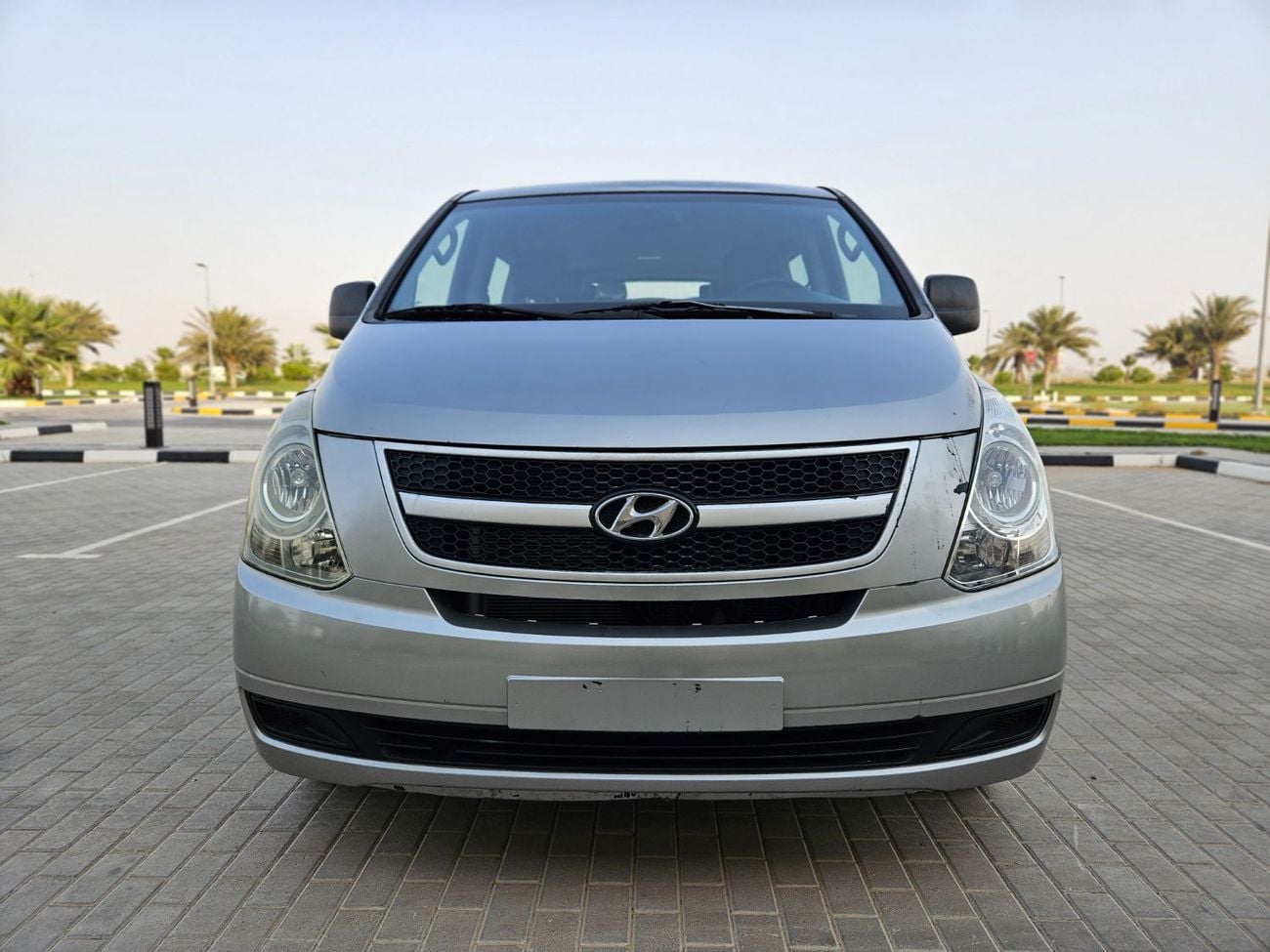 Hyundai Grand Starex STANDARD