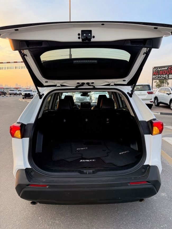 Toyota RAV4 LE, миниатюра 24