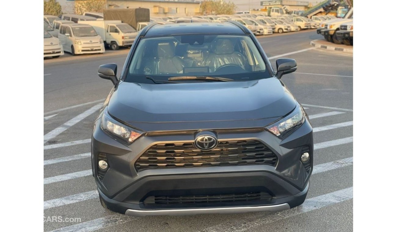 Toyota RAV4 2020 Toyota Rav4 XLE / EXPORT ONLY / فقط للتصدير