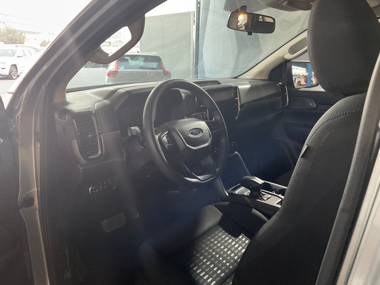 فورد ايفرست XLS | شامل الضمان | 0 ﺪﻔﻋﺓ ﺃﻮﻟﻯ