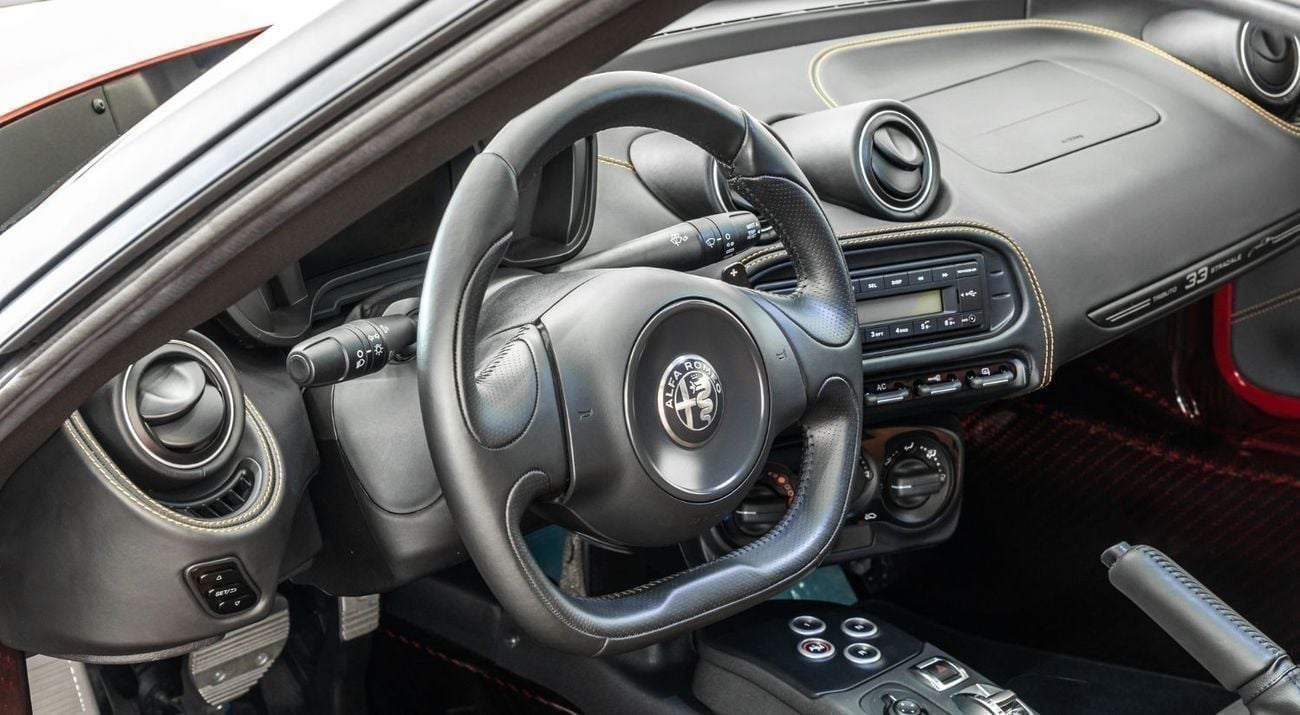 Alfa Romeo 4C 33 Stradale Tributo