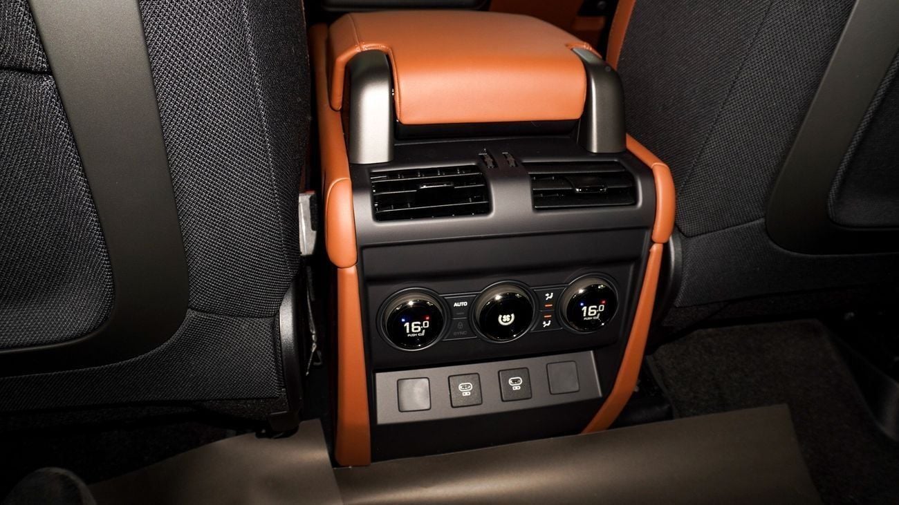 Land Rover Defender V8