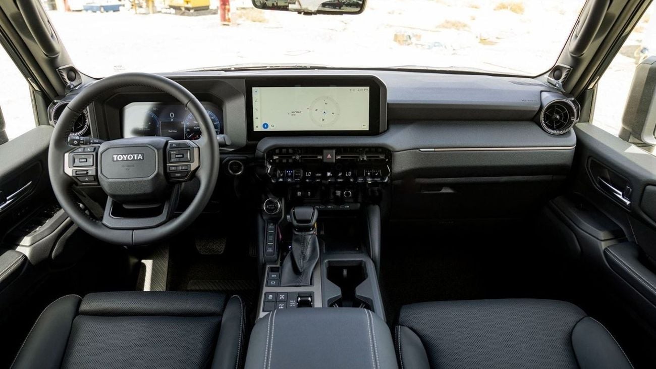 تويوتا برادو (LHD) TOYOTA PRADO 250 WX+ LUXURY 2.4P AT MY2025 - BLACK