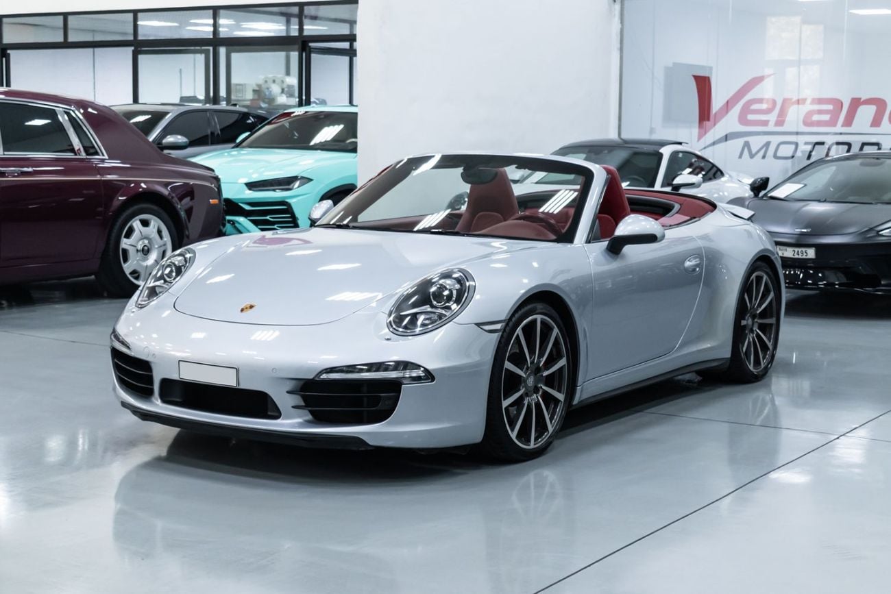 Porsche 911 CARRERA 4S