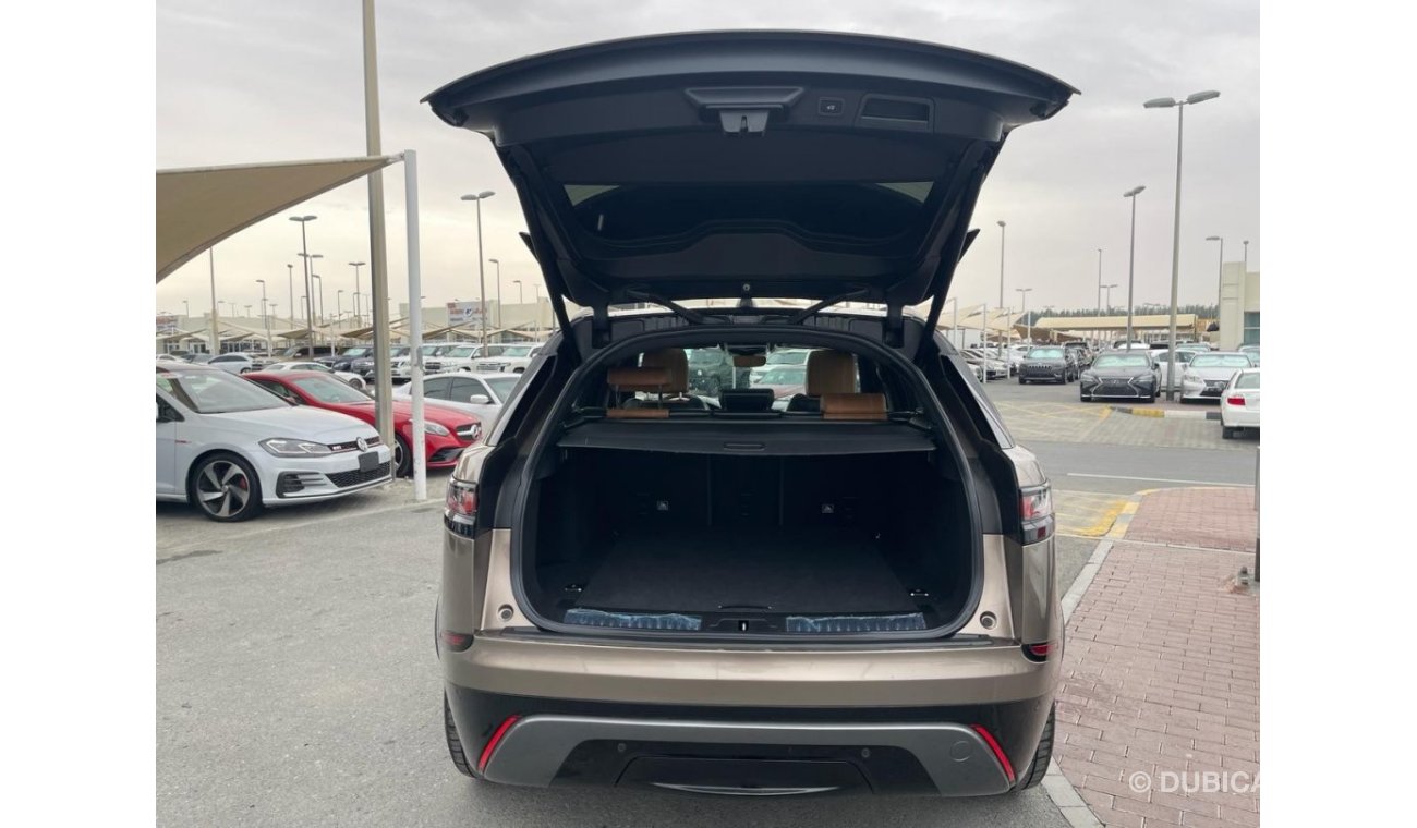 Land Rover Range Rover Velar P250 R-Dynamic SE Range Rover Velar R DYNAMIC _GCC_2018_Excellent Condition _Full option