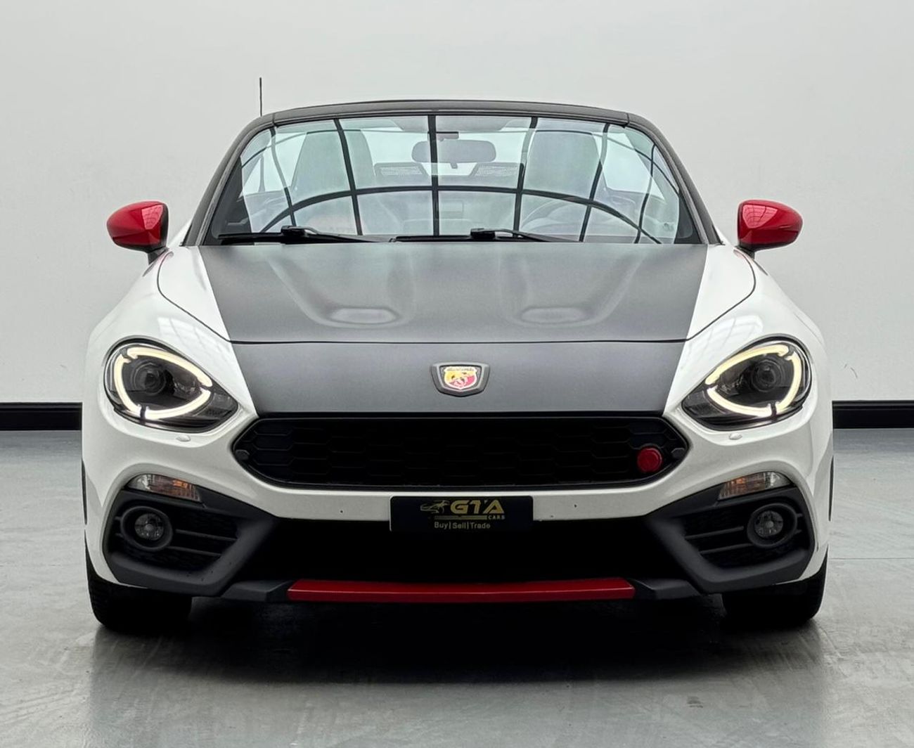 أبارث 124 سبائیدر 2018 Abarth 124 Spider, Service History, 1 Year Warranty, Excellent Condition, GCC