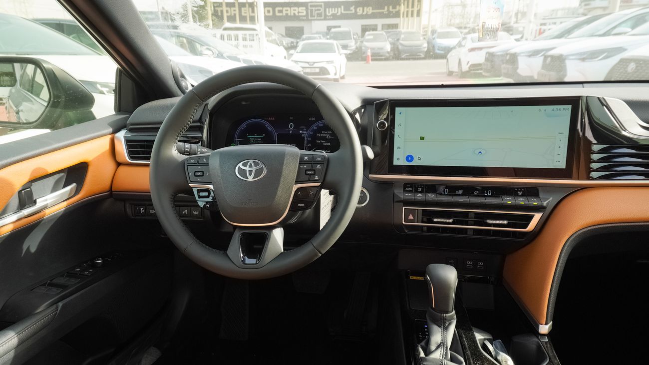 تويوتا كامري Lumiere 2.5L HEV