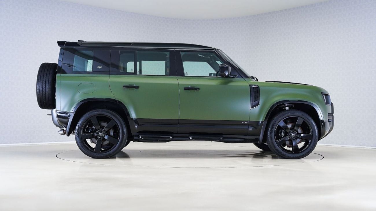 Land Rover Defender Defender 110 P525 V8 Edition  | AED 6,087 PM | Warranty Feb-2027 | GCC