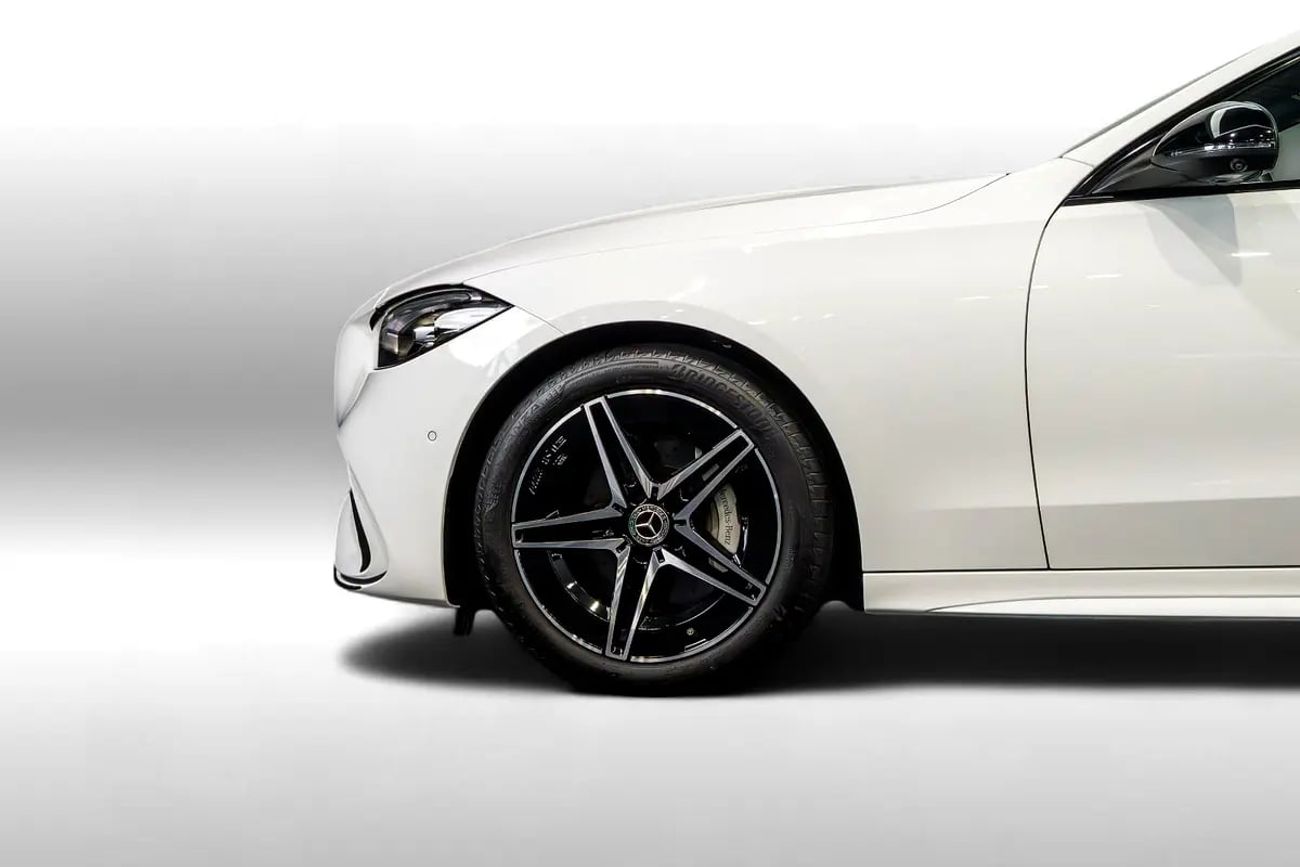 Mercedes-Benz C 200 Gargash Service and Warranty Package | 0% Downpayment | 2,731 P/M