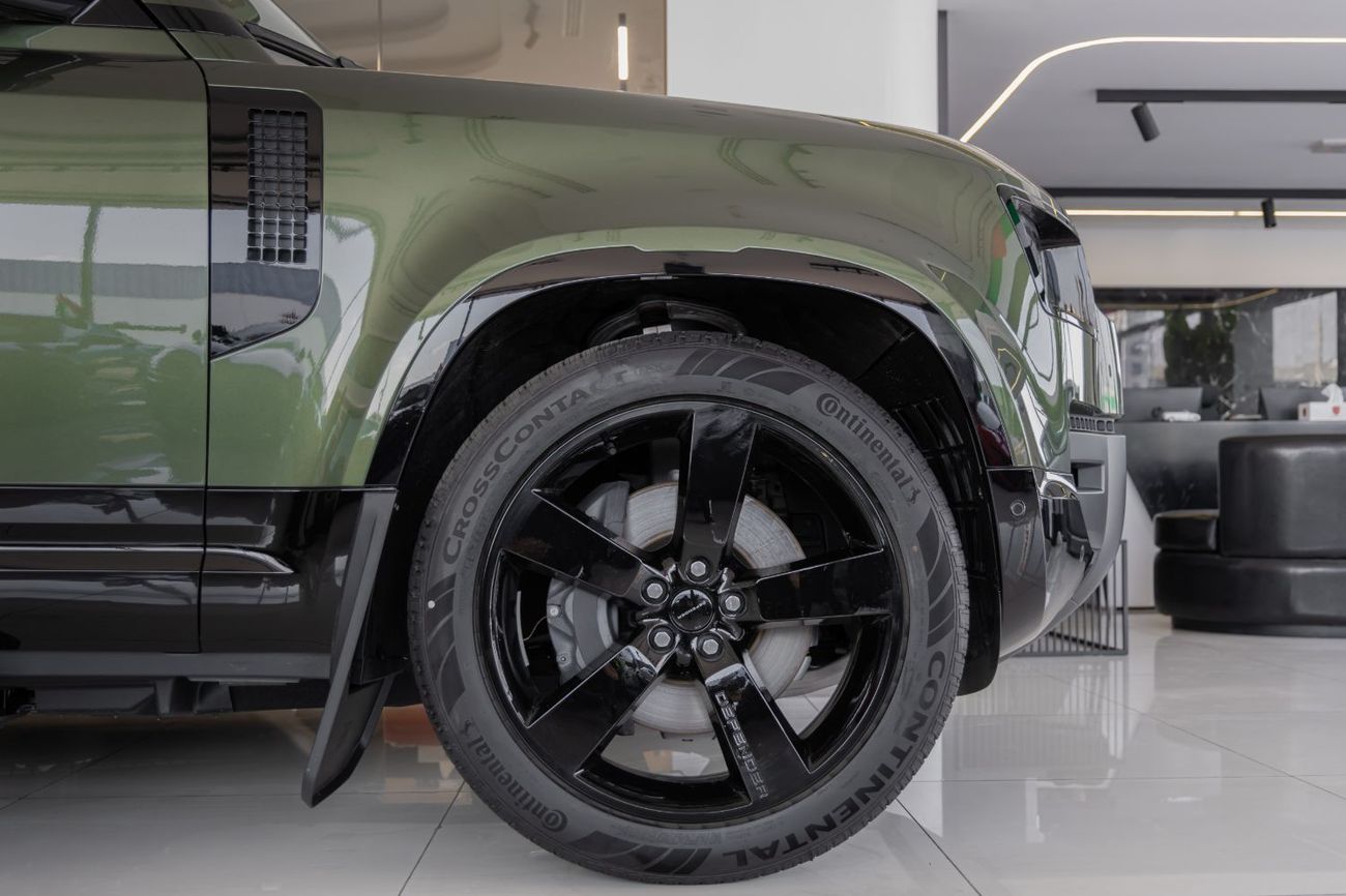 Land Rover Defender Land Rover Defender X-Dynamic HSE P400 - 2026 - GCC (Export)