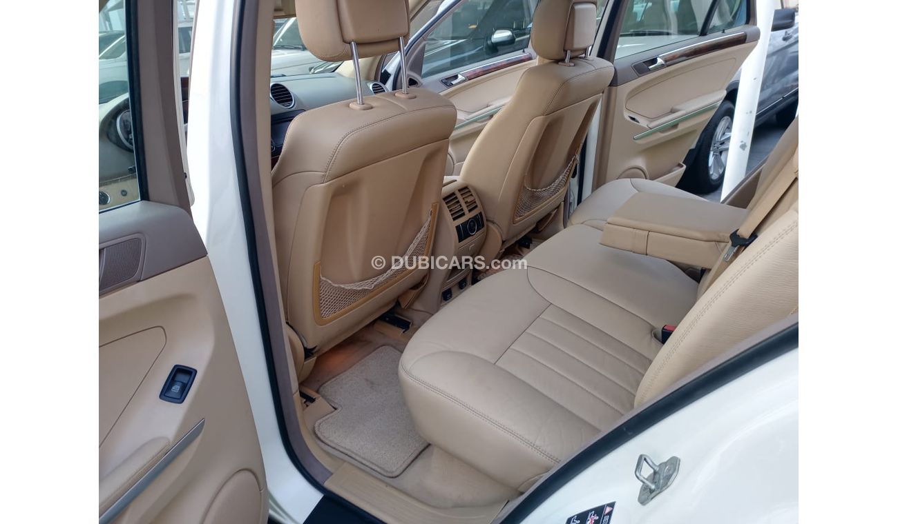 مرسيدس بنز ML 350 خليجى موديل 2006 رقم واحد فتحة جلد مثبت سرعة تحكم رنجات حساسات بحالة ممتازة