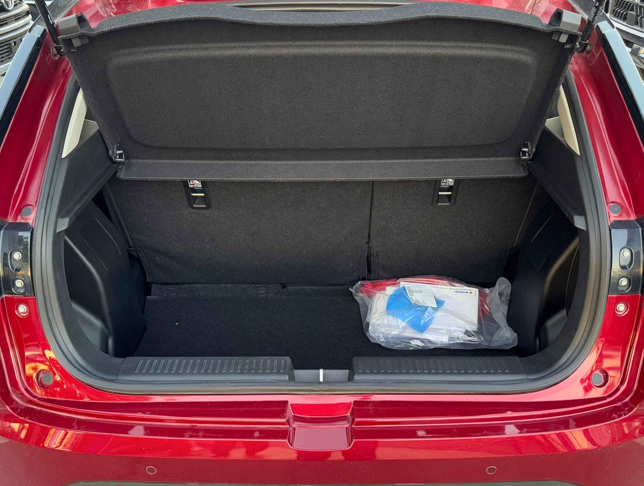 Suzuki Fronx DUAL TONE / 1.5L V4 HYBRID / DVD WITH 360* CAMERAS / AUTO A/C (CODE #  69011)