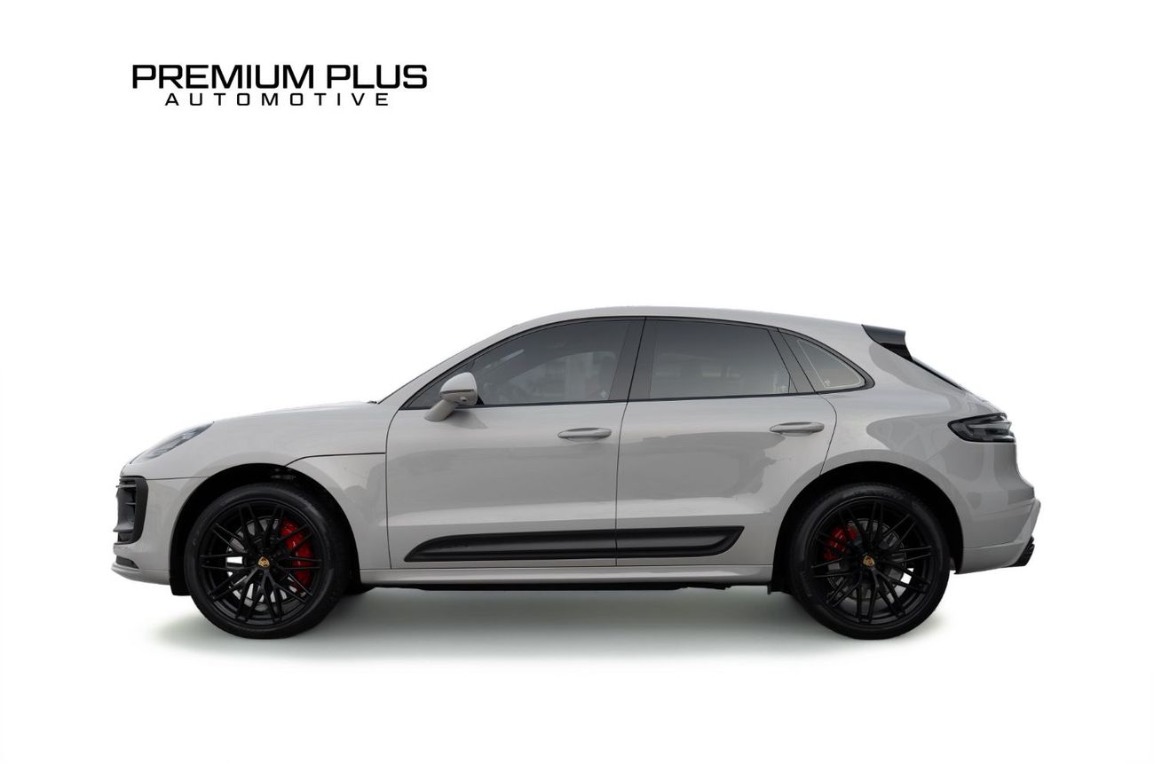 Porsche Macan GTS 2.9L (435 HP) 2023 Porsche Macan, 2027 Porsche Warranty, Sport Chrono Package, Very Low Kms, GCC