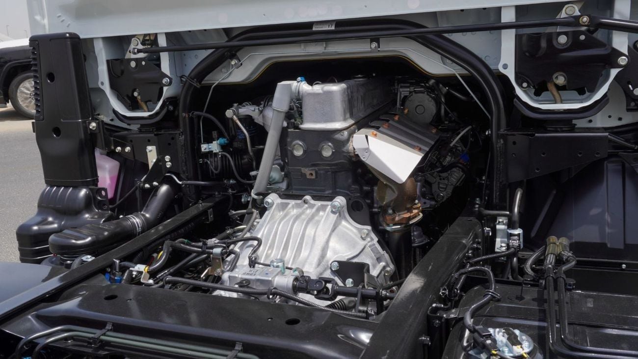 ميتسوبيشي كانتر فان Brand New Mitsubishi Fuso Canter 2025 4.2L 2WD with ABS Diesel |White/Black |CANTERCHASSIS-100-ABS-2