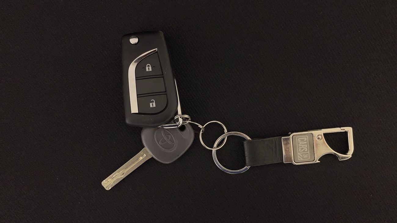 Toyota Hilux GL 2.7 | Zero Down Payment | Home Test Drive