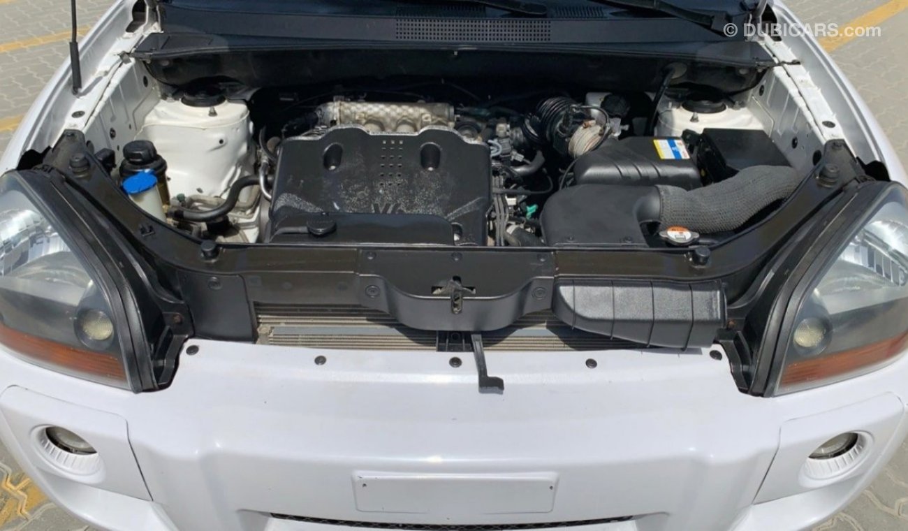 Hyundai Tucson 2009 V6 4x4 Ref#722