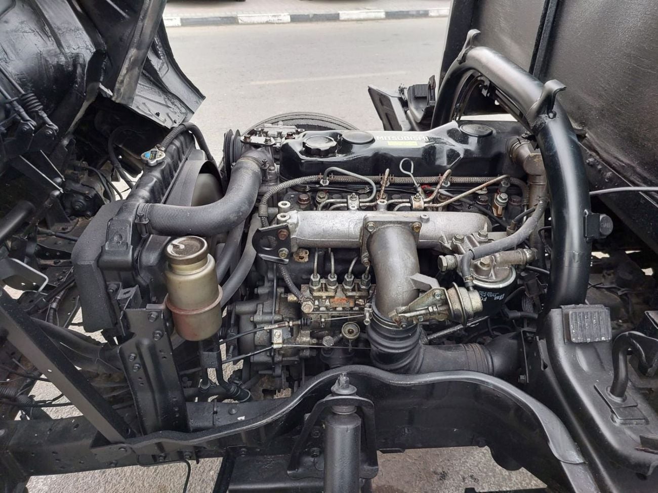 ميتسوبيشي فوسو كانتير MITSUBISHI CANTER TRUCK RHD 1990 MODEL 4.2 L DIESEL MANUAL(PM44620)