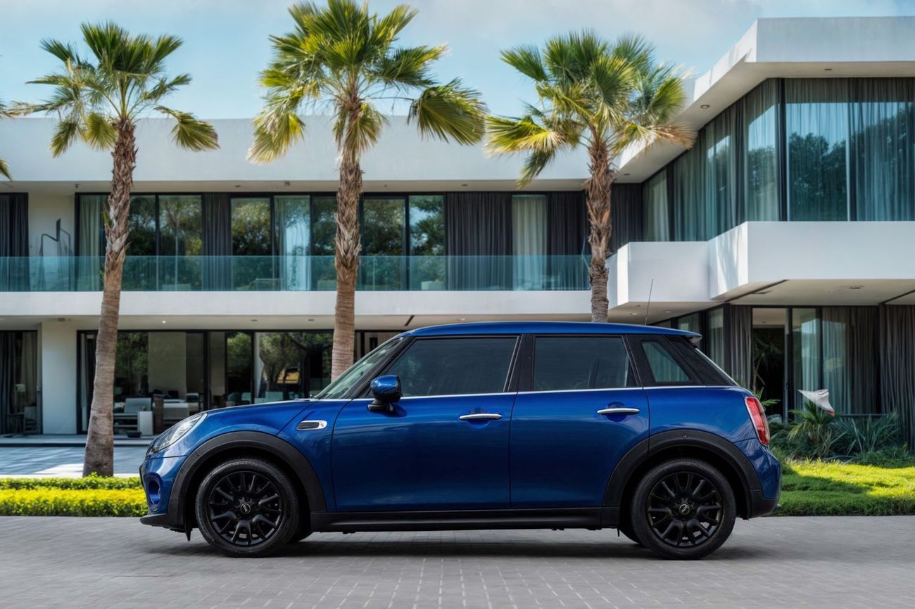 Mini Cooper 1,371 P.M  | 0% Downpayment | Mini Cooper 4 Door | Low Kms!