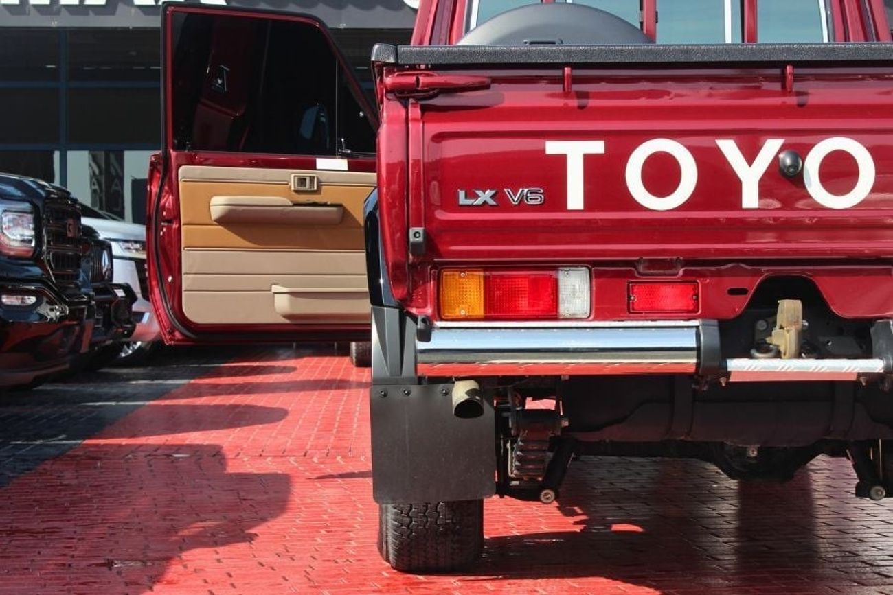 Toyota Land Cruiser Pick Up