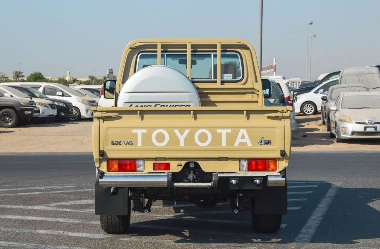 Toyota Land Cruiser Pick Up TOYOTA LAND CRUISER 79 4.0L 4WD PETROL PICKUP 2024