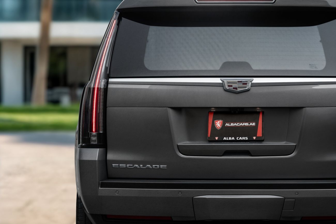 Cadillac Escalade Escalade Platinum | 2,429 P.M | 0% Downpayment | Adaptive Cruise!