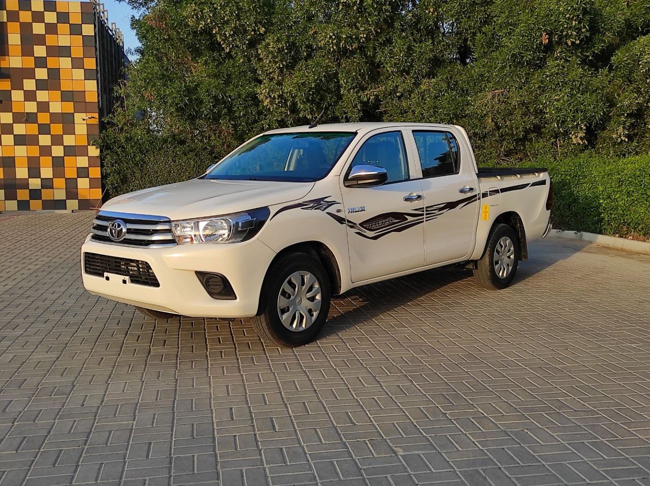 Toyota Hilux DLS 2.7L Toyota Hilux 2020 4×2 Full manual