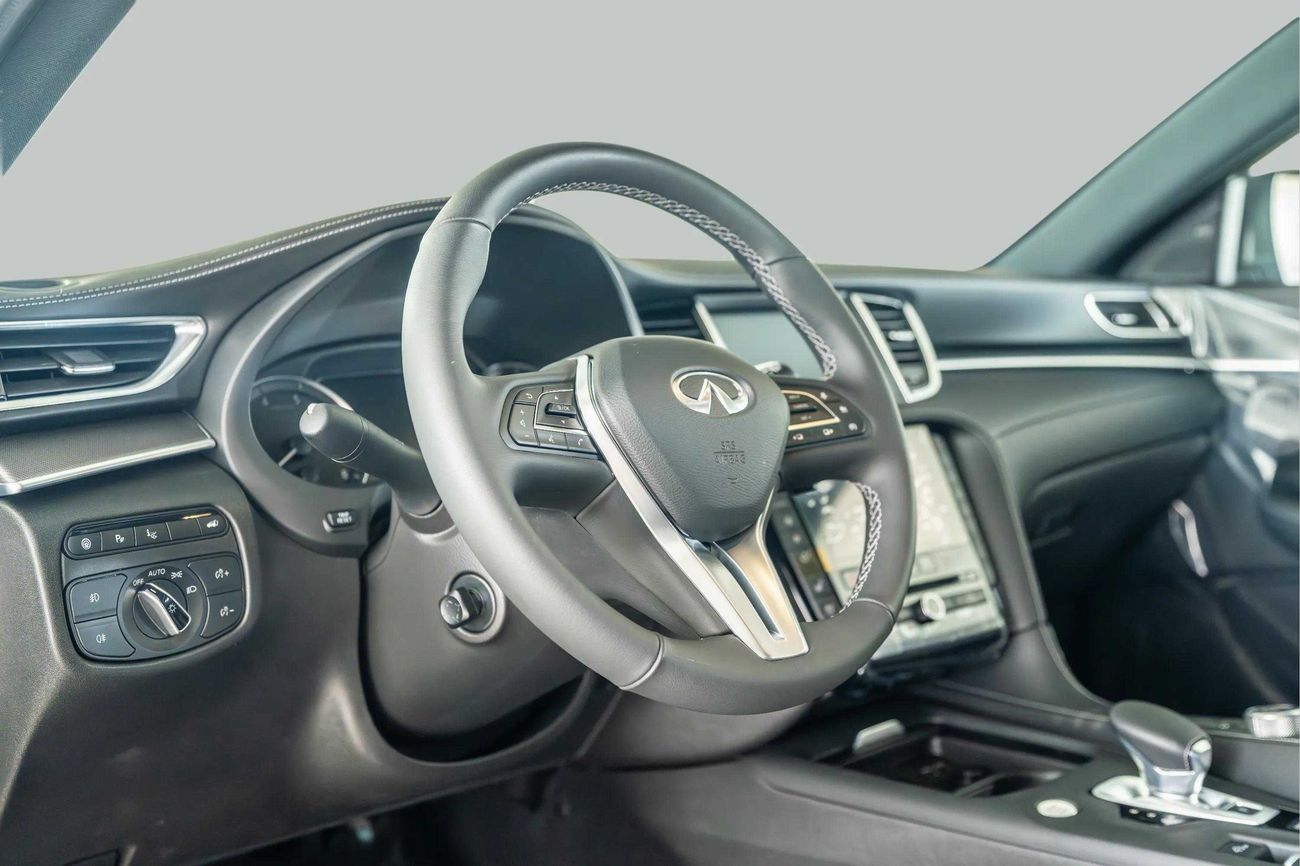 Infiniti QX55 ESSENTIAL 2.0